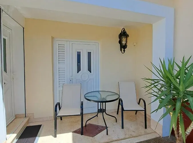 Apartman Aenona
