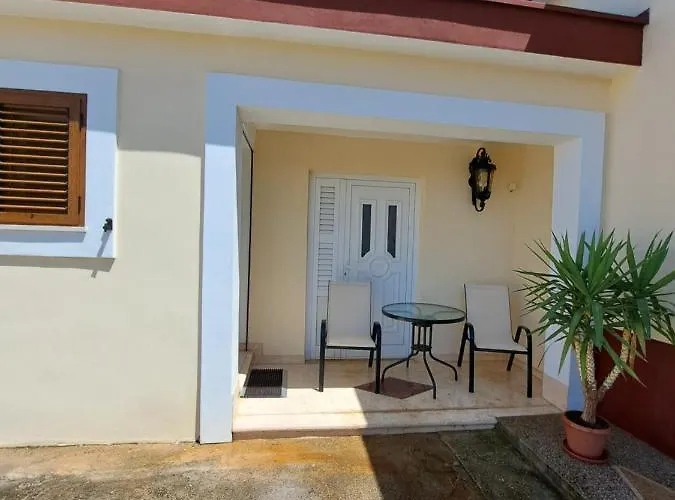 Apartman Aenona