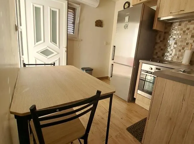 Apartman Aenona